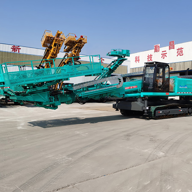 光伏钻机出租为光伏电站建设提供高效便捷解决方案